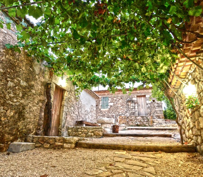 Zakynthos wineries - Art and Wine Goumas estate - Yannis Giatras
